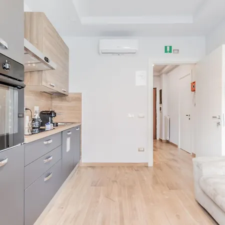 Casacasusuites * Rome